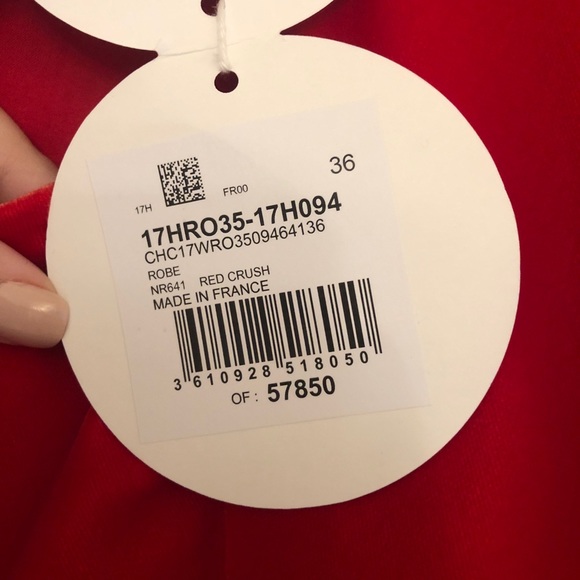 Chloé red crush velvet mini dress with heart cutout - Picture 9 of 10